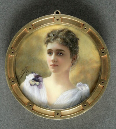 Медальон - Елена Ган